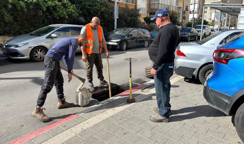 עבודות לקראת החורף בבת-ים, צילום באדיבות דוברות העירייה